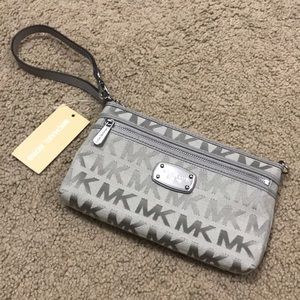 Michael Kors Wristlet